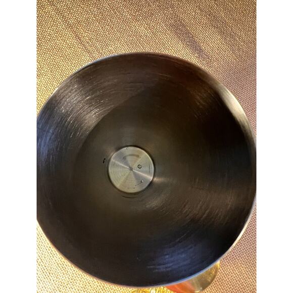 VonShef Brushed Gold Stainless Steel Cocktail Shaker and Strainer - Picture 5 of 12